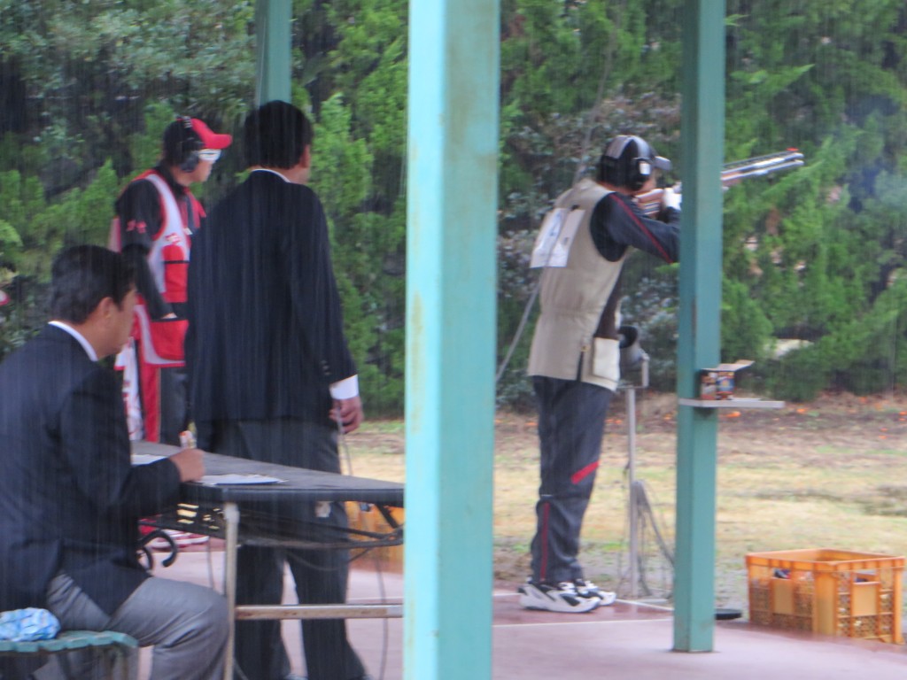 射撃中 (6)
