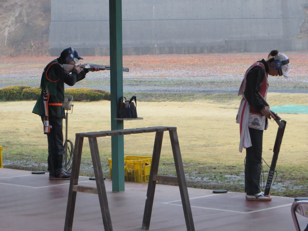 射撃中 (4)