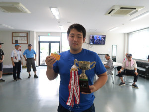 優勝