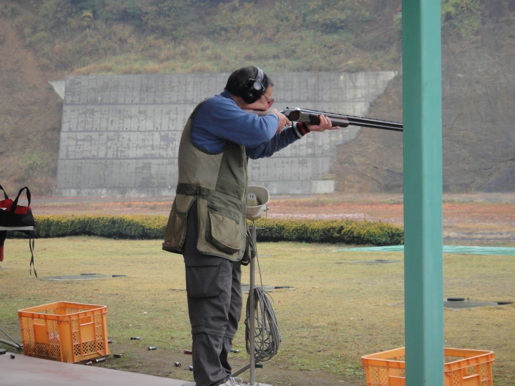 射撃４
