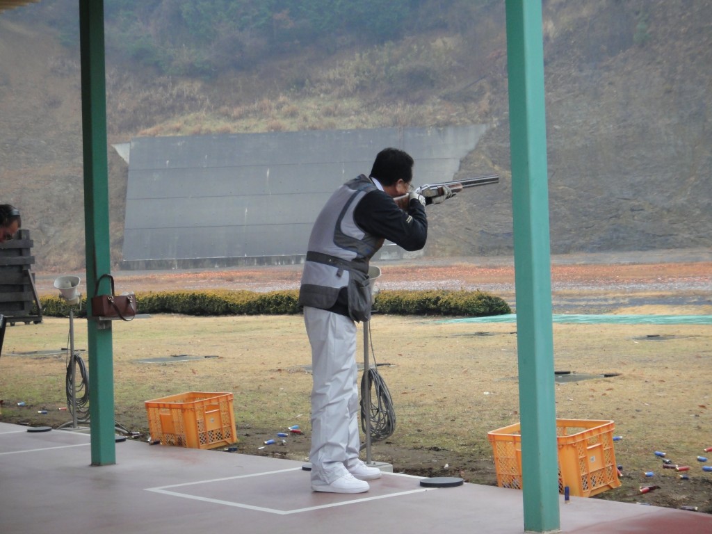 射撃４